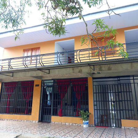 Hotel Chafo Leticia Exterior photo